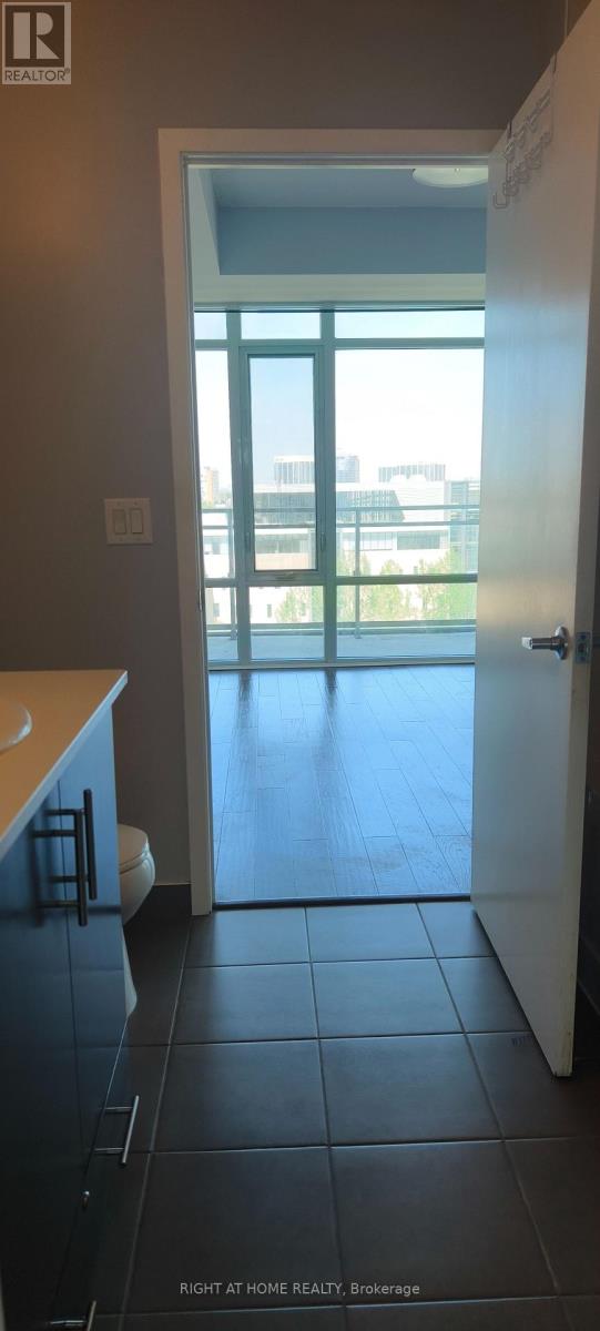 912 - 360 Square One Drive, Mississauga, Ontario  L5B 0E6 - Photo 16 - W13147336