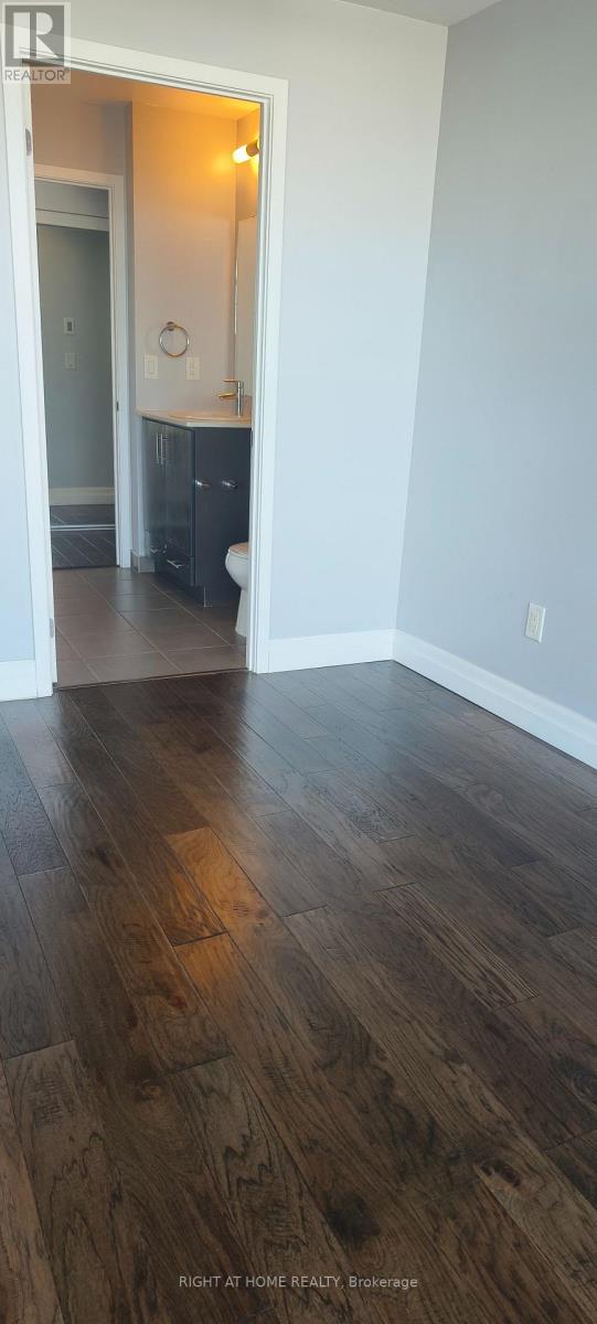 912 - 360 Square One Drive, Mississauga, Ontario  L5B 0E6 - Photo 19 - W13147336
