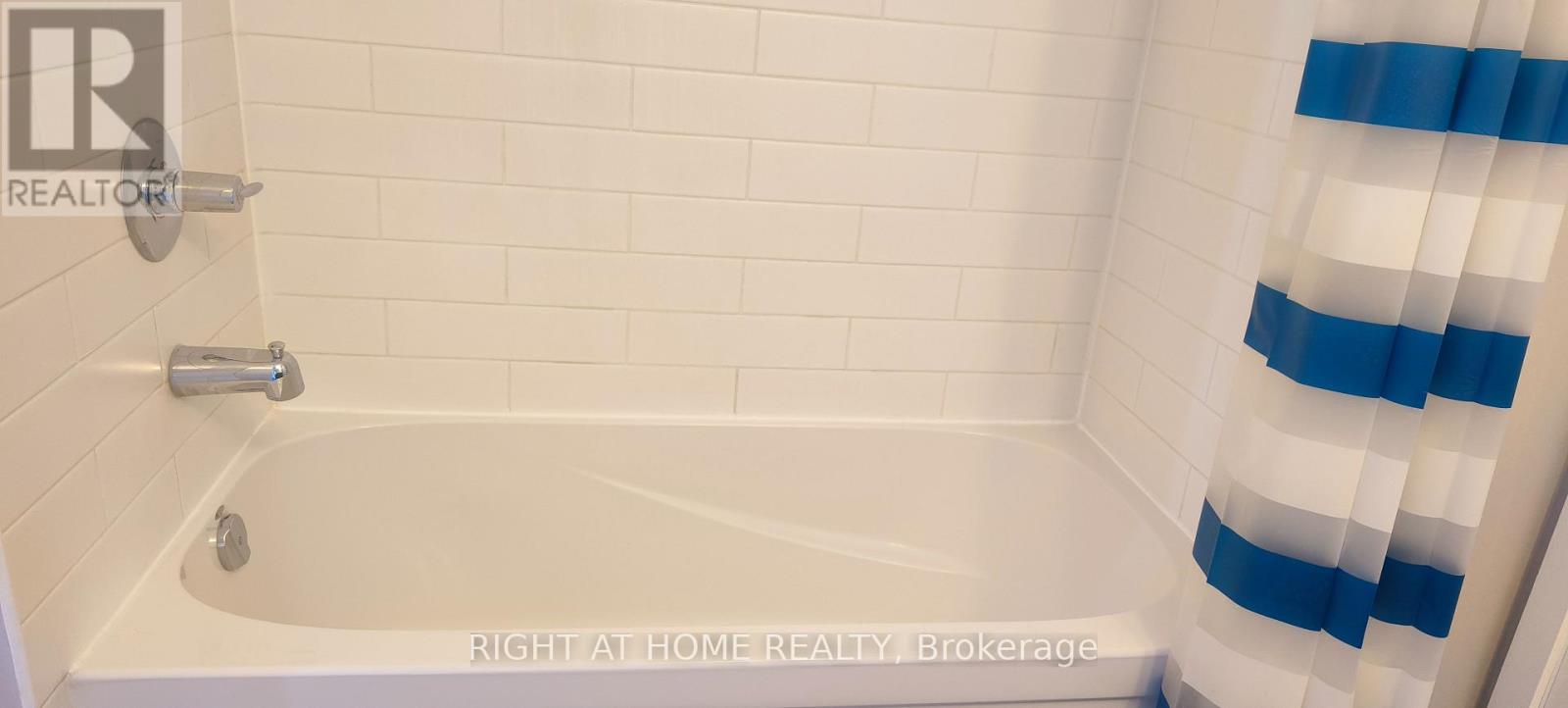 912 - 360 Square One Drive, Mississauga, Ontario  L5B 0E6 - Photo 21 - W13147336