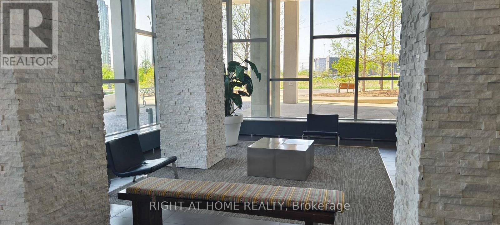 912 - 360 Square One Drive, Mississauga, Ontario  L5B 0E6 - Photo 28 - W13147336