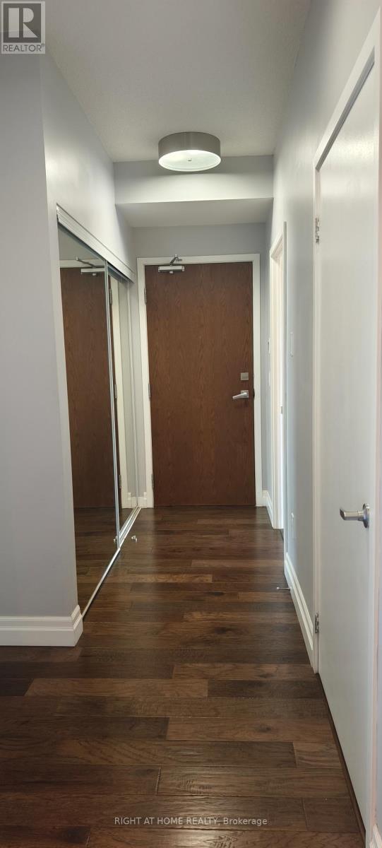 912 - 360 Square One Drive, Mississauga, Ontario  L5B 0E6 - Photo 4 - W13147336