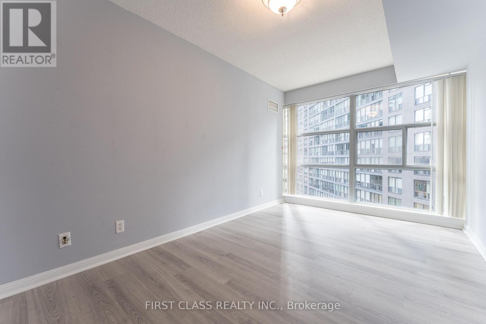 604 - 11 St Joseph Street, Toronto, Ontario  M4Y 3G4 - Photo 11 - C13147400