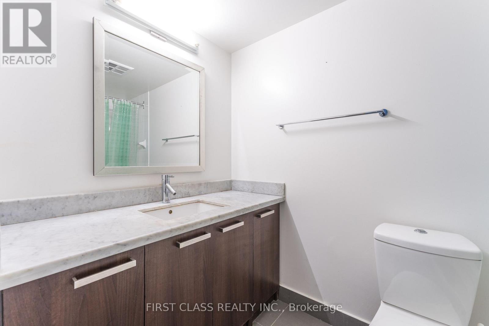 604 - 11 St Joseph Street, Toronto, Ontario  M4Y 3G4 - Photo 14 - C13147400