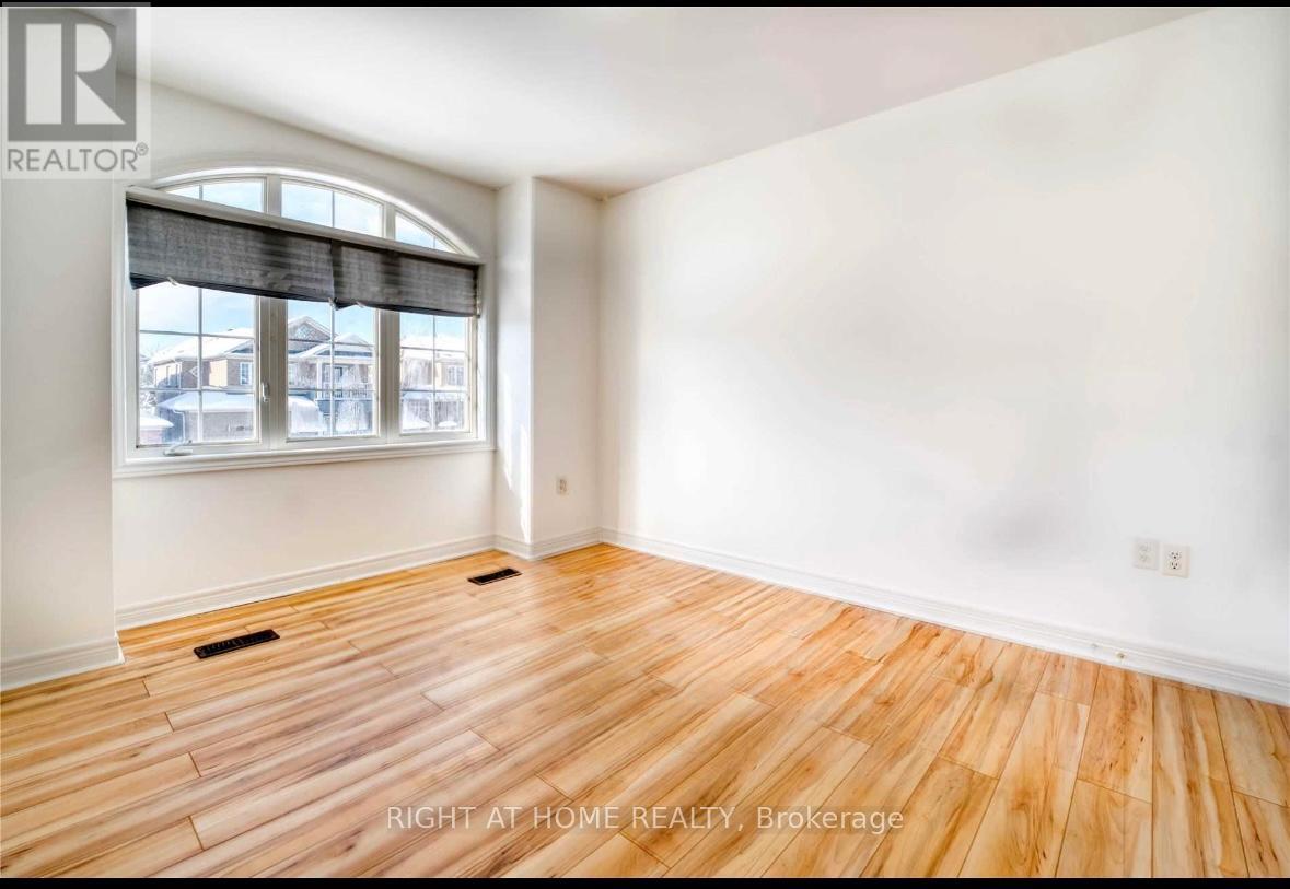 9 Spall Court, Toronto, Ontario  M1C 0B1 - Photo 11 - E13147390