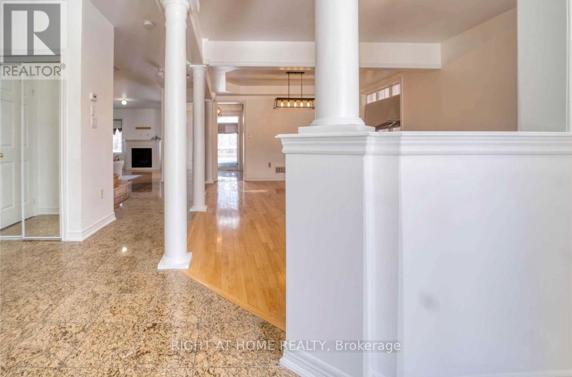9 Spall Court, Toronto, Ontario  M1C 0B1 - Photo 4 - E13147390