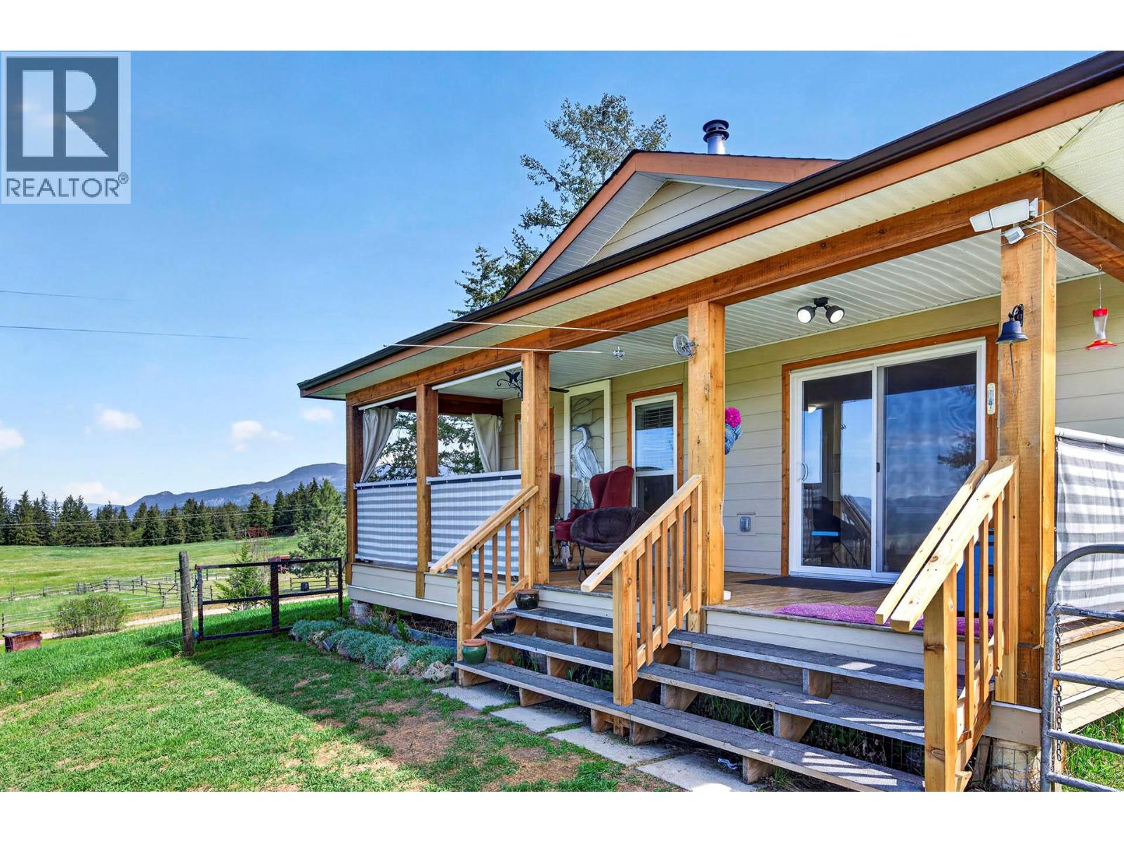 2994 Duck Range Road, Pritchard, British Columbia  V0E 2P0 - Photo 14 - 10386841