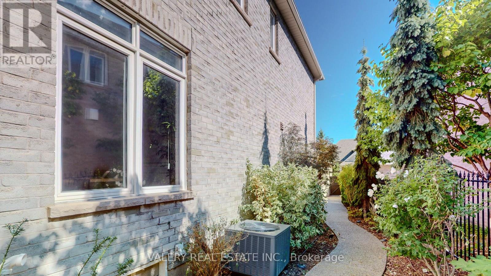 3006 Richview Boulevard, Oakville, Ontario  L6M 5C8 - Photo 37 - W13147376