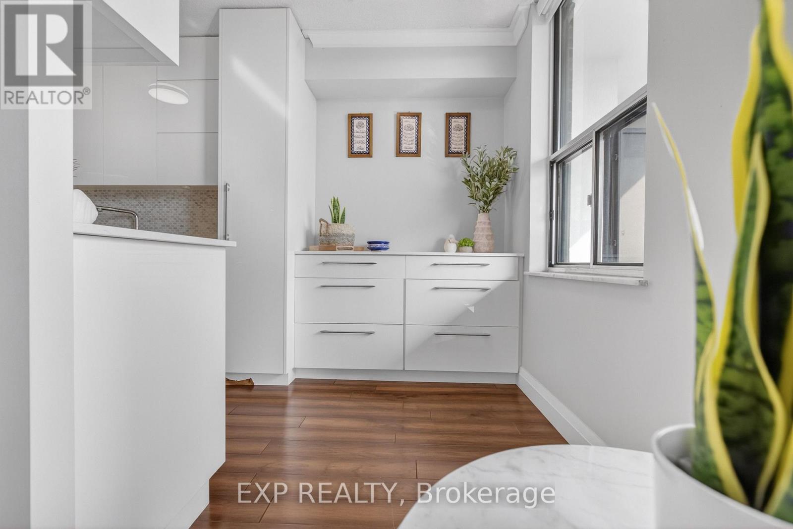 1408 - 81 Church Street, Kitchener, Ontario  N2G 4M1 - Photo 16 - X13147396