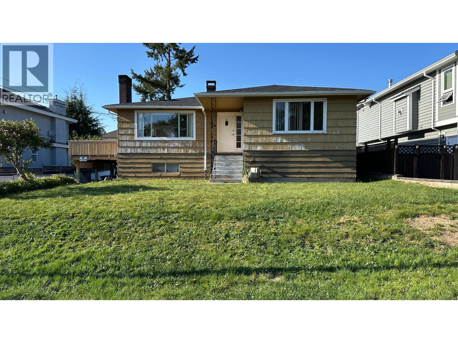 6921 WINCH STREET, Burnaby, British Columbia