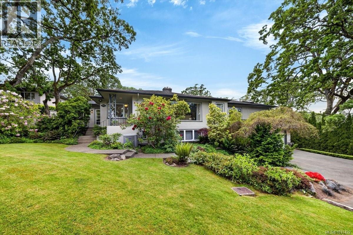 1567 Athlone Dr, Saanich, British Columbia  V8P 2T2 - Photo 60 - 1037422