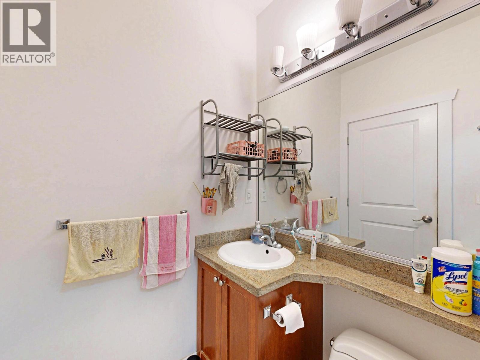5685 Neville Street, Burnaby, British Columbia  V5J 2J1 - Photo 7 - R3123958