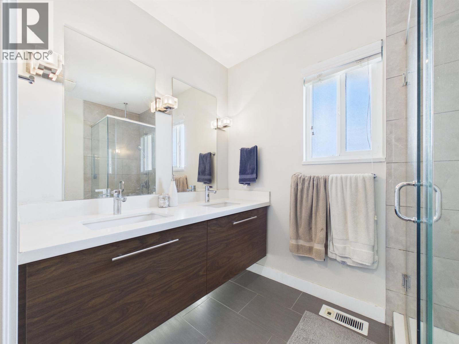 1108 Marsden Court, Burnaby, British Columbia  V5A 3N3 - Photo 23 - R3125427