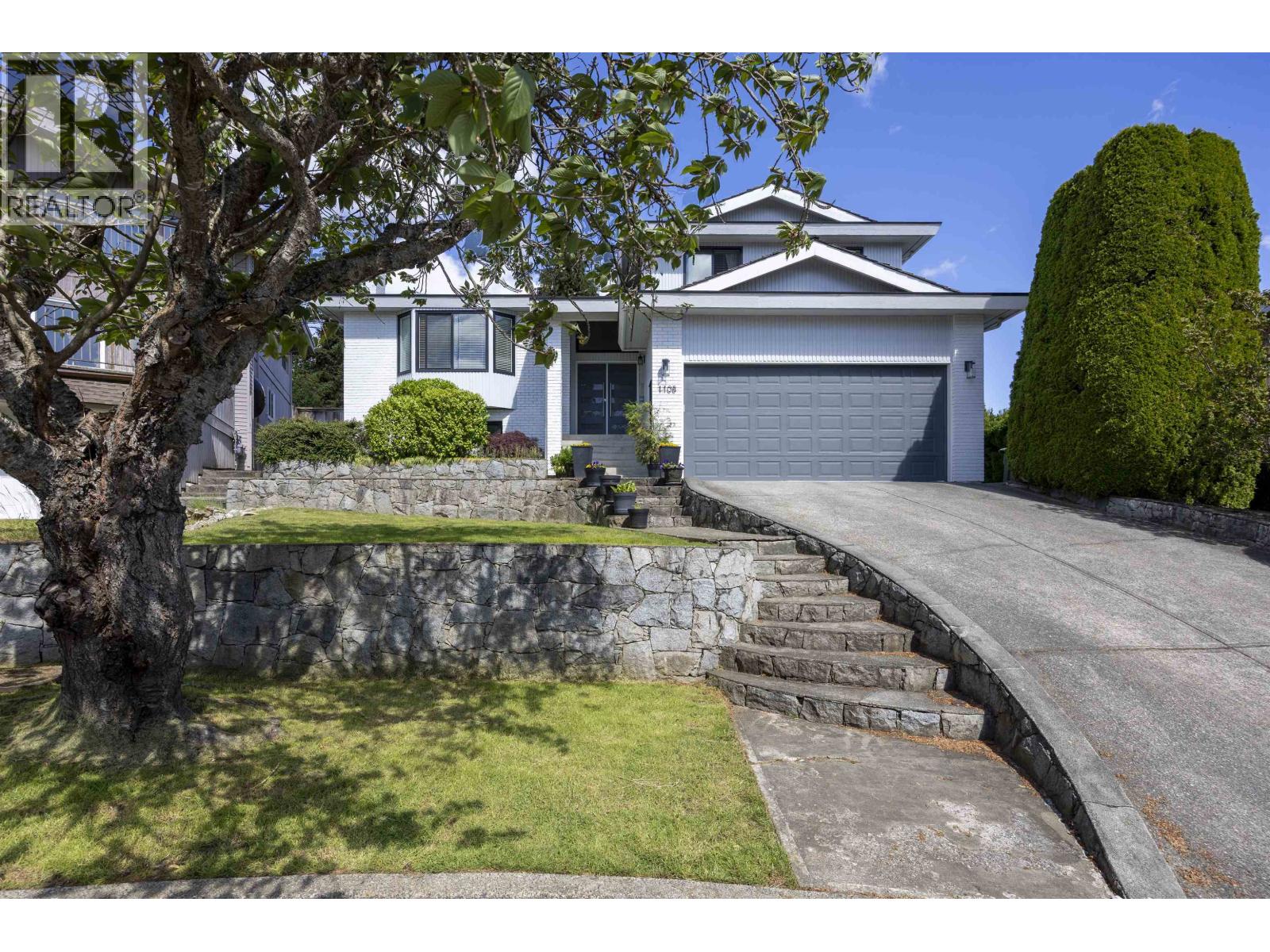 1108 Marsden Court, Burnaby, British Columbia  V5A 3N3 - Photo 1 - R3125427