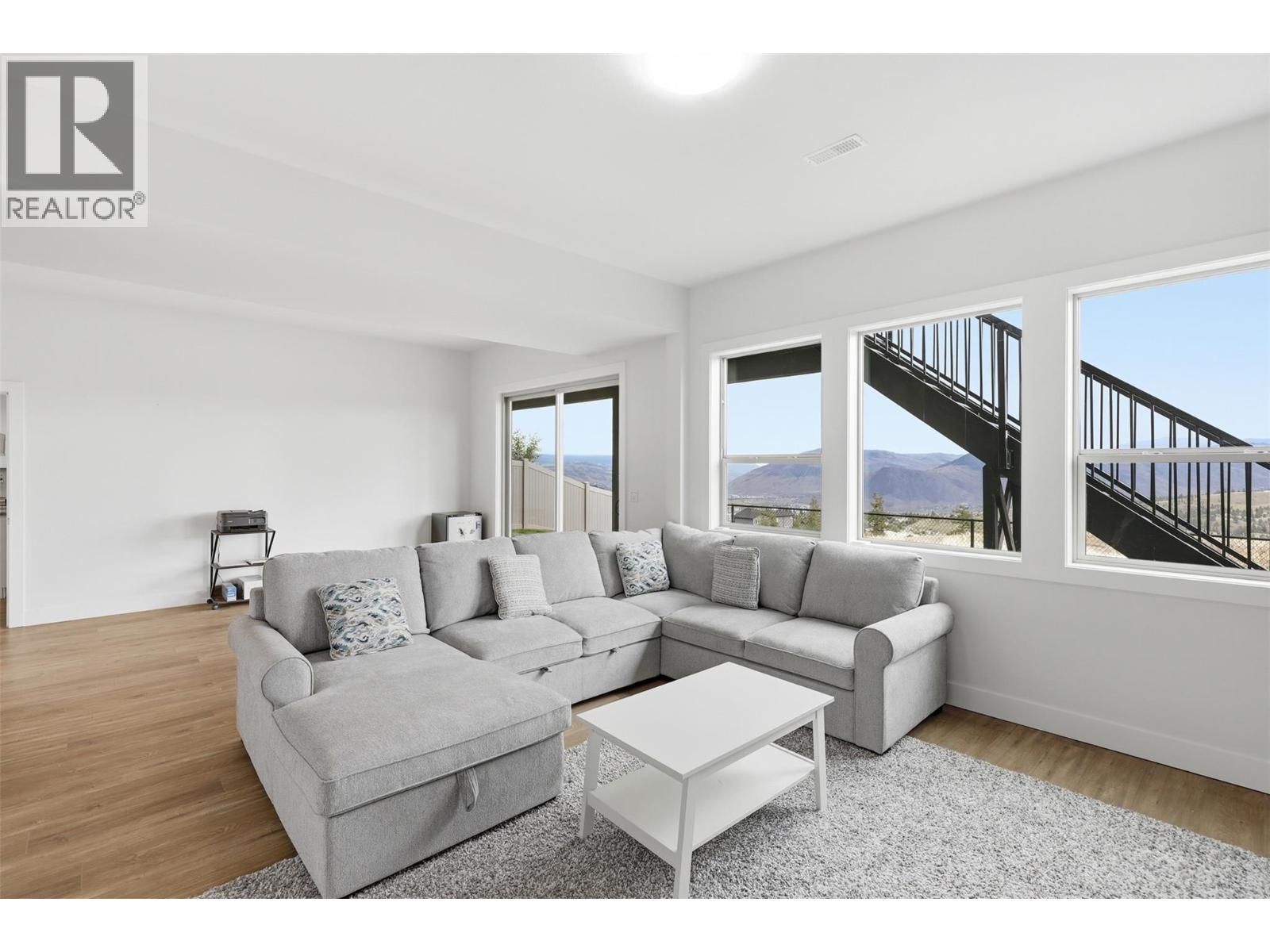 464 Edinburgh Boulevard, Kamloops, British Columbia  V1S 0E6 - Photo 47 - 10388031