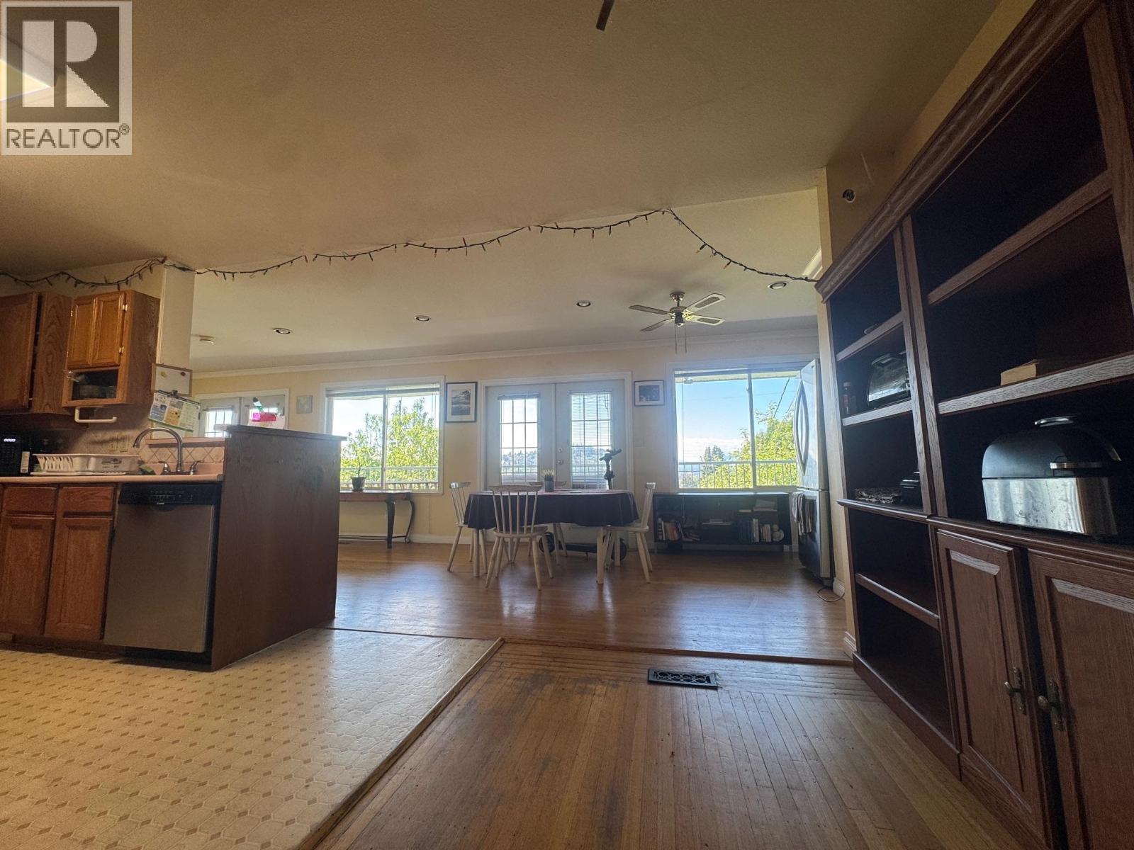 7273 Braeside Drive, Burnaby, British Columbia  V5A 1E9 - Photo 7 - R3124025