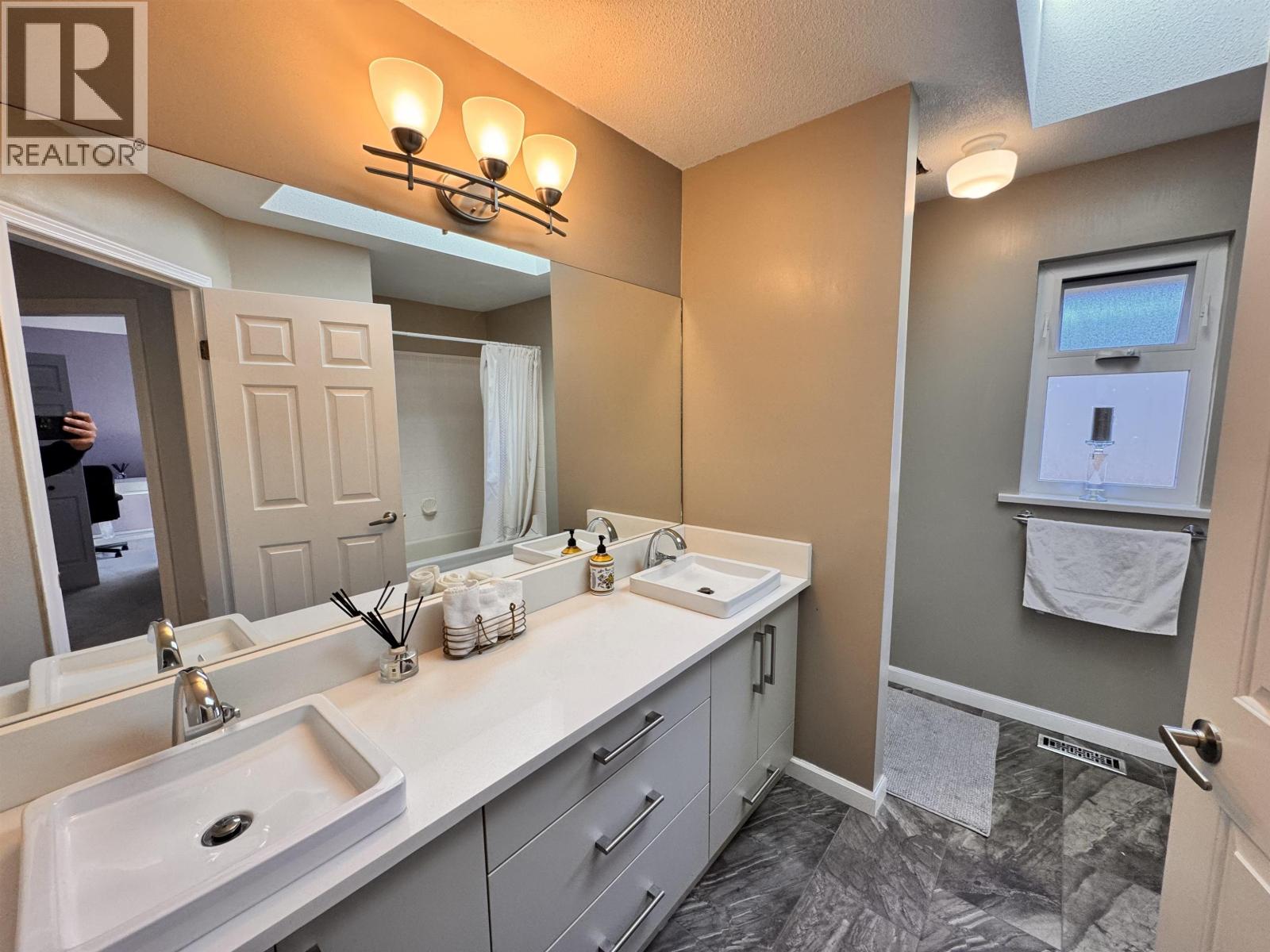 1416 Purcell Drive, Coquitlam, British Columbia  V3E 2R7 - Photo 14 - R3123651
