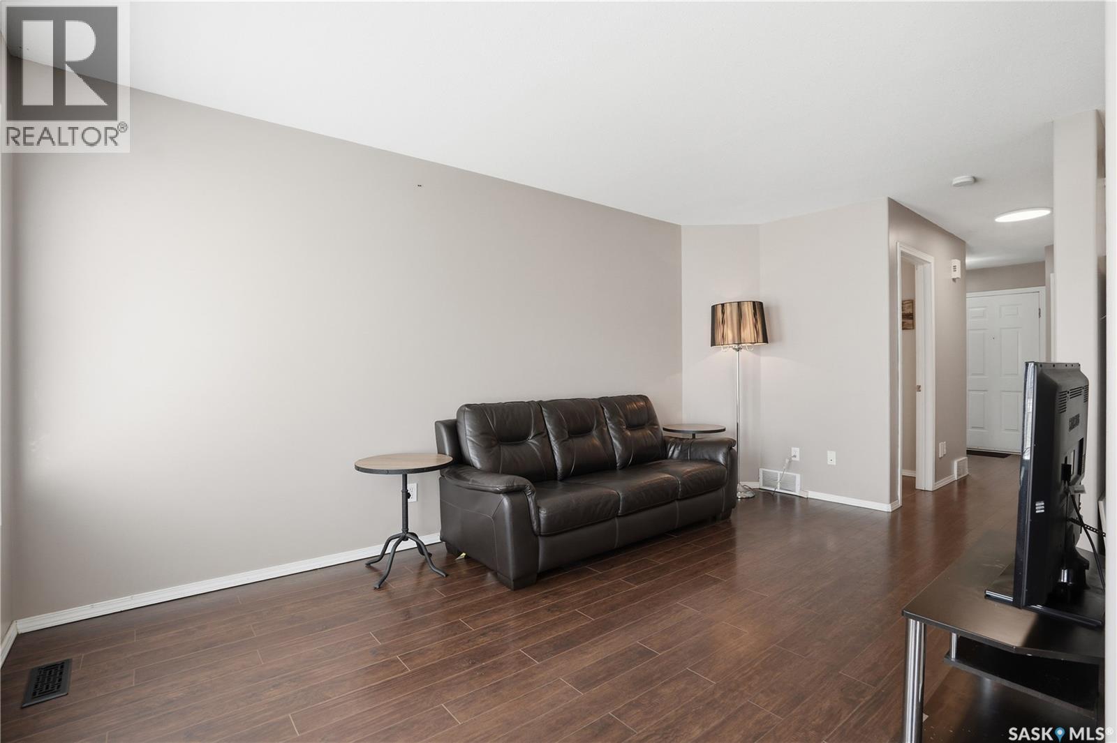 18 410 Keevil Crescent, Saskatoon, Saskatchewan  S7N 4R6 - Photo 8 - SK036086