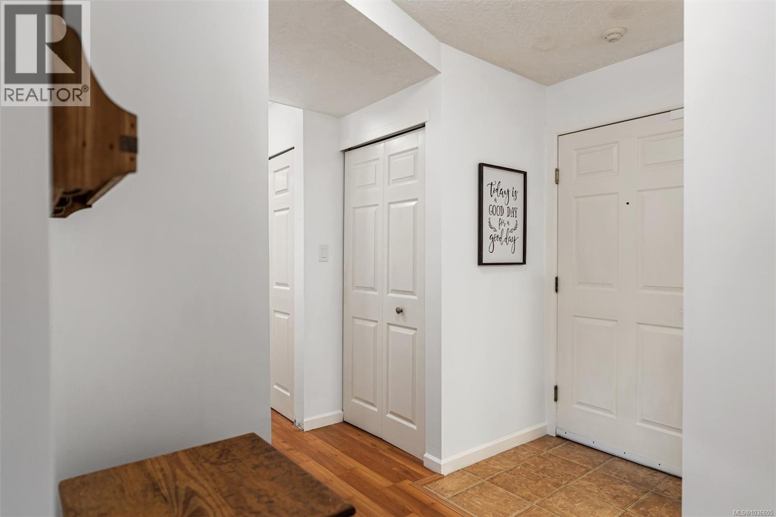 105 1055 Hillside Ave, Victoria, British Columbia V8T 2A4 - Photo 7 - 1036655
