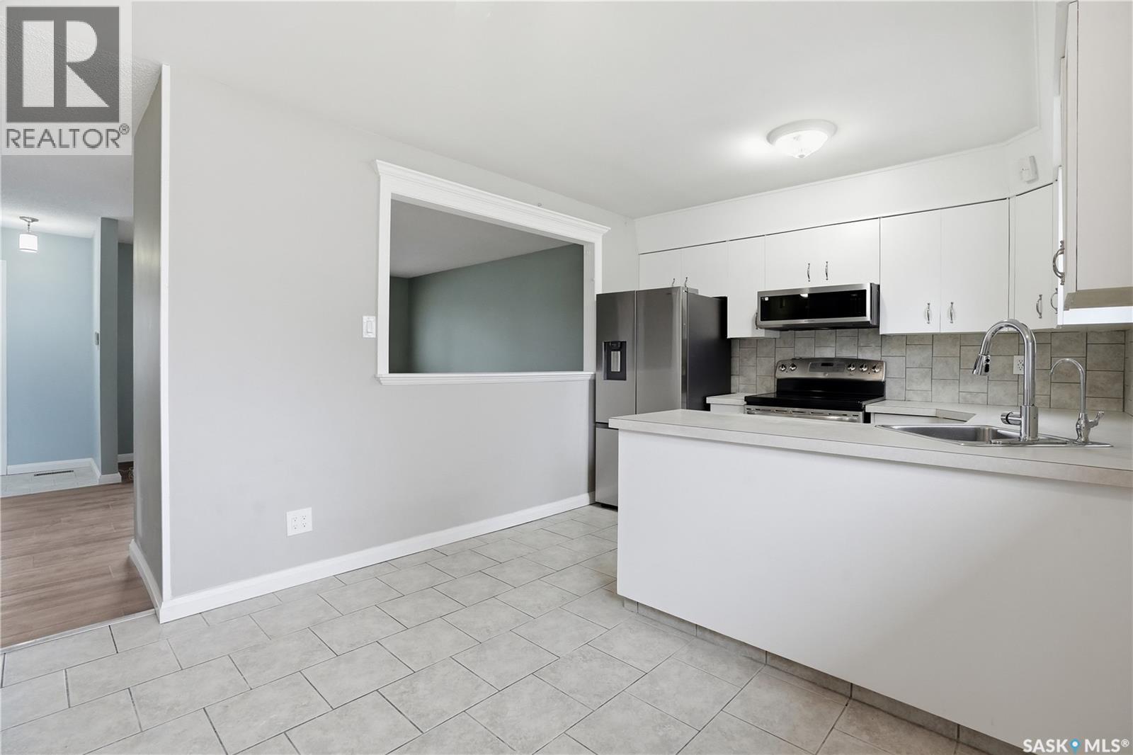 219 Nagel Crescent, Regina, Saskatchewan  S4N 4N4 - Photo 12 - SK036454