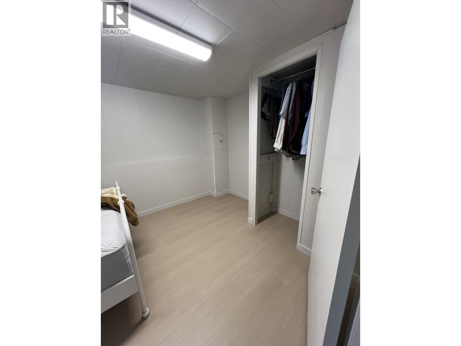 6921 Winch Street, Burnaby, British Columbia  V5B 2L7 - Photo 16 - R3118597