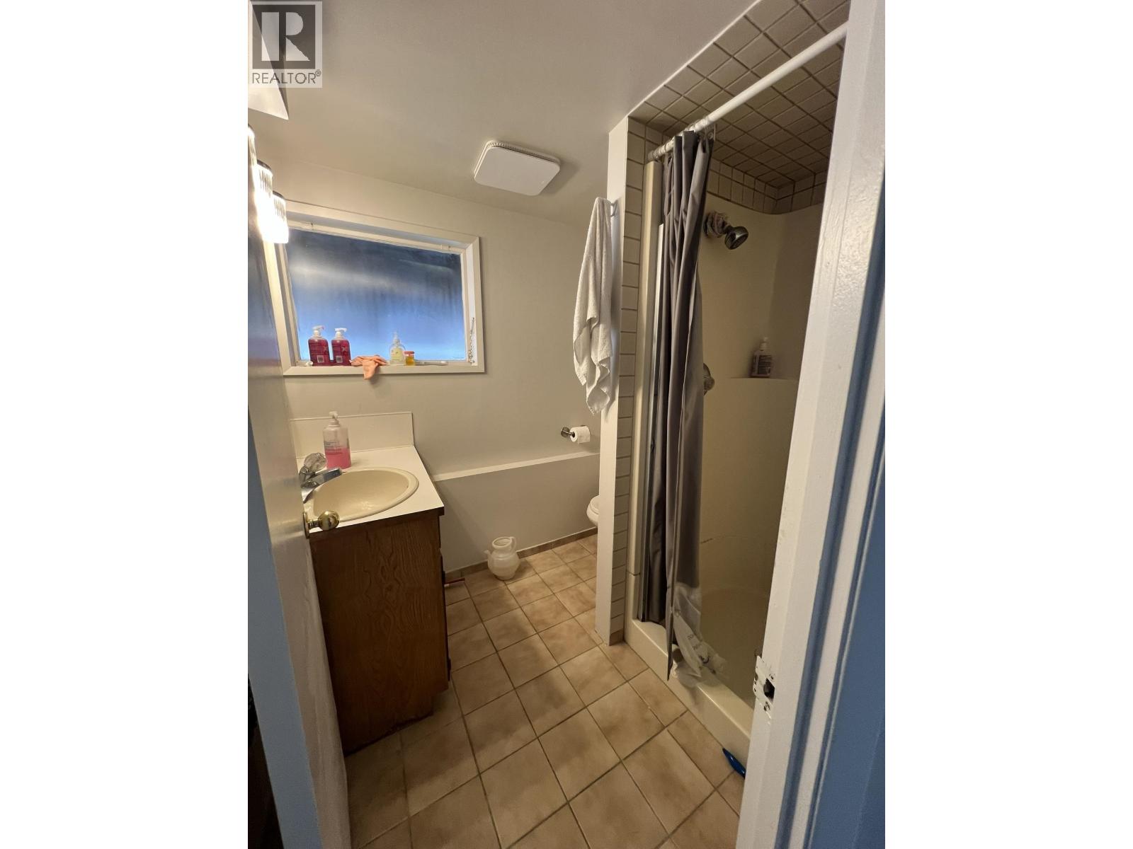 6921 Winch Street, Burnaby, British Columbia  V5B 2L7 - Photo 23 - R3118597