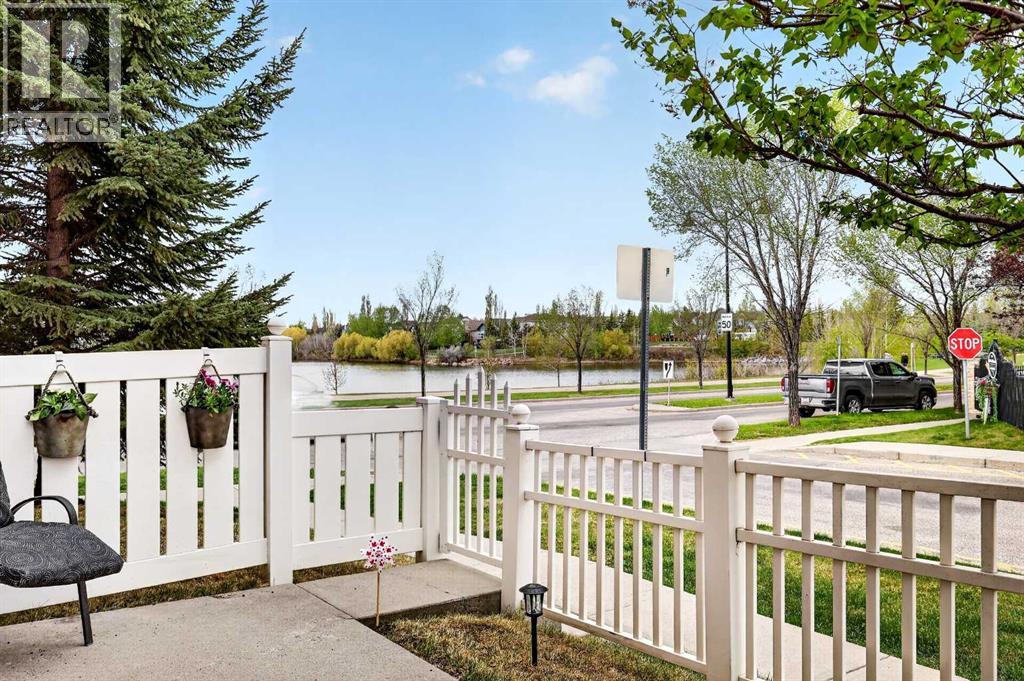 140 Promenade Way Se, Calgary, Alberta  T2Z 4E9 - Photo 1 - A2306250