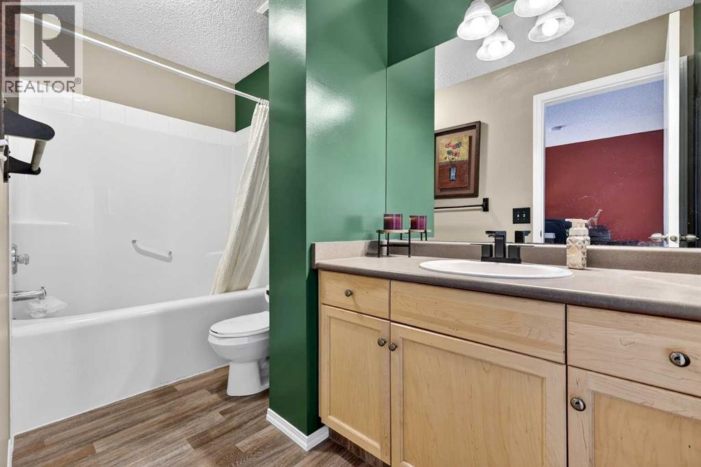 140 Promenade Way Se, Calgary, Alberta  T2Z 4E9 - Photo 27 - A2306250
