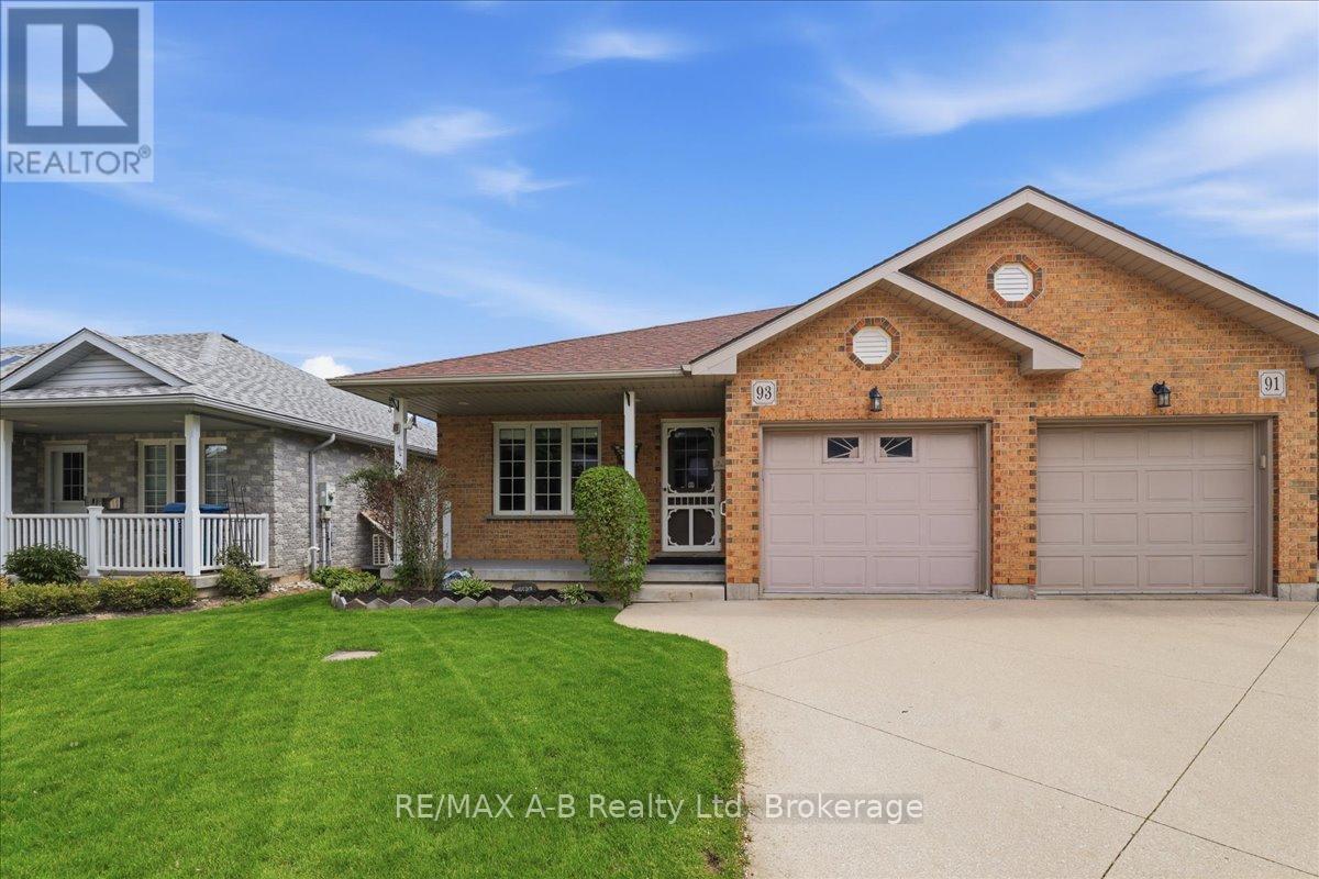 93 ABRAHAM DRIVE, Stratford, Ontario