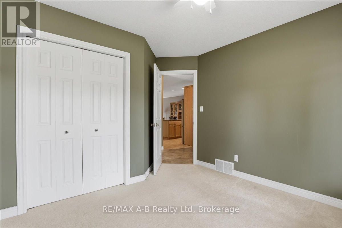93 Abraham Drive, Stratford, Ontario N5A 8B1 - Photo 34 - X13147544