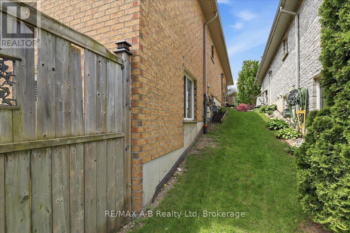 93 Abraham Drive, Stratford, Ontario N5A 8B1 - Photo 6 - X13147544