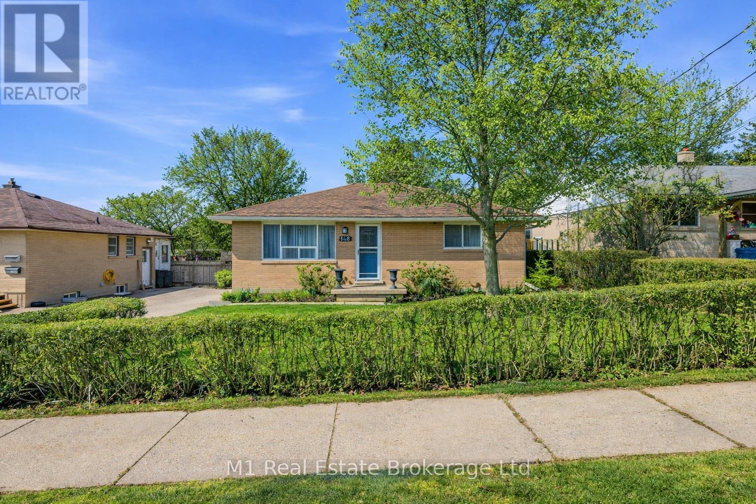 148 Victoria Road N, Guelph, Ontario  N1E 5H5 - Photo 1 - X13147548