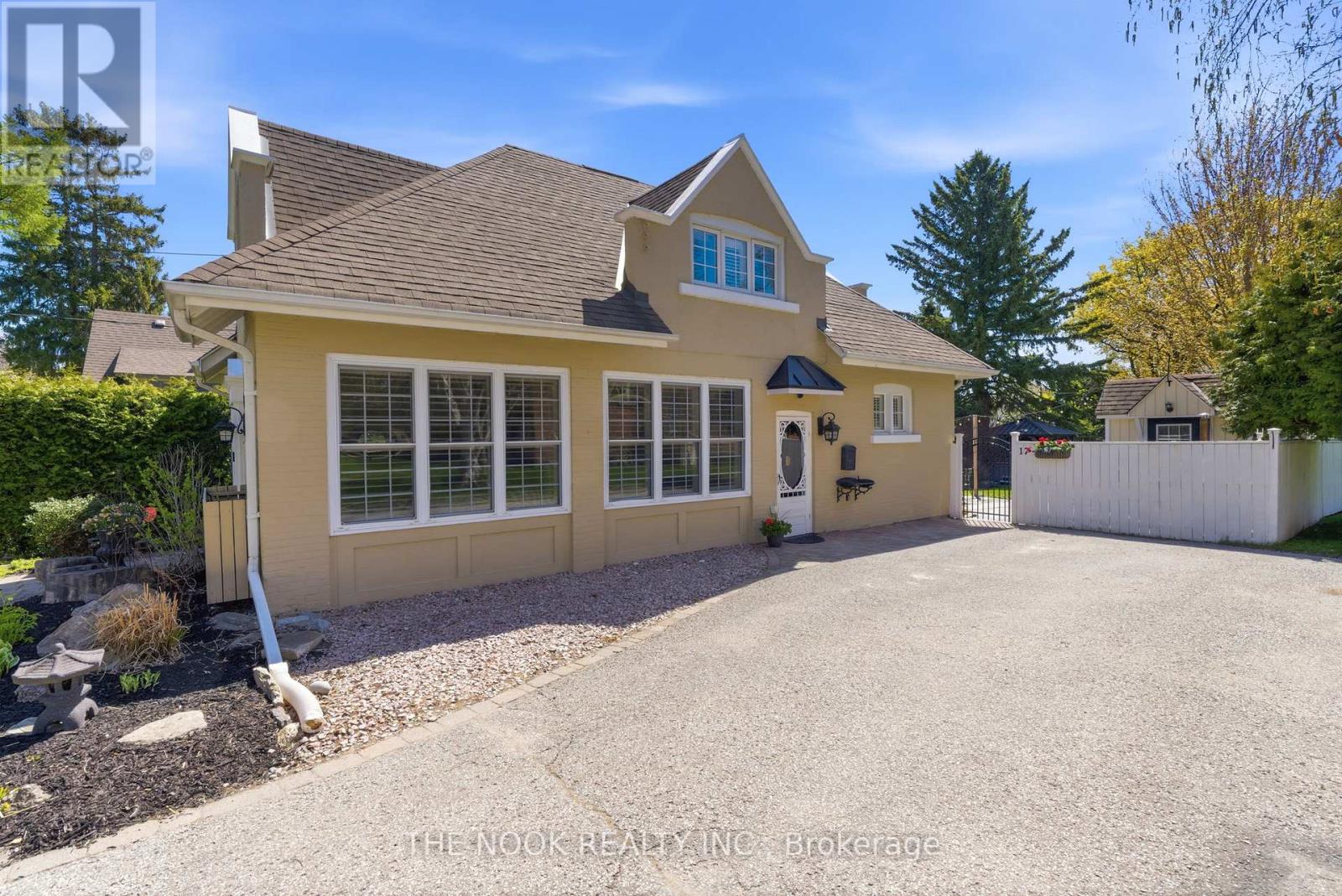 17 Lover's Lane, Clarington, Ontario L1C 1X2 - Photo 4 - E13147474