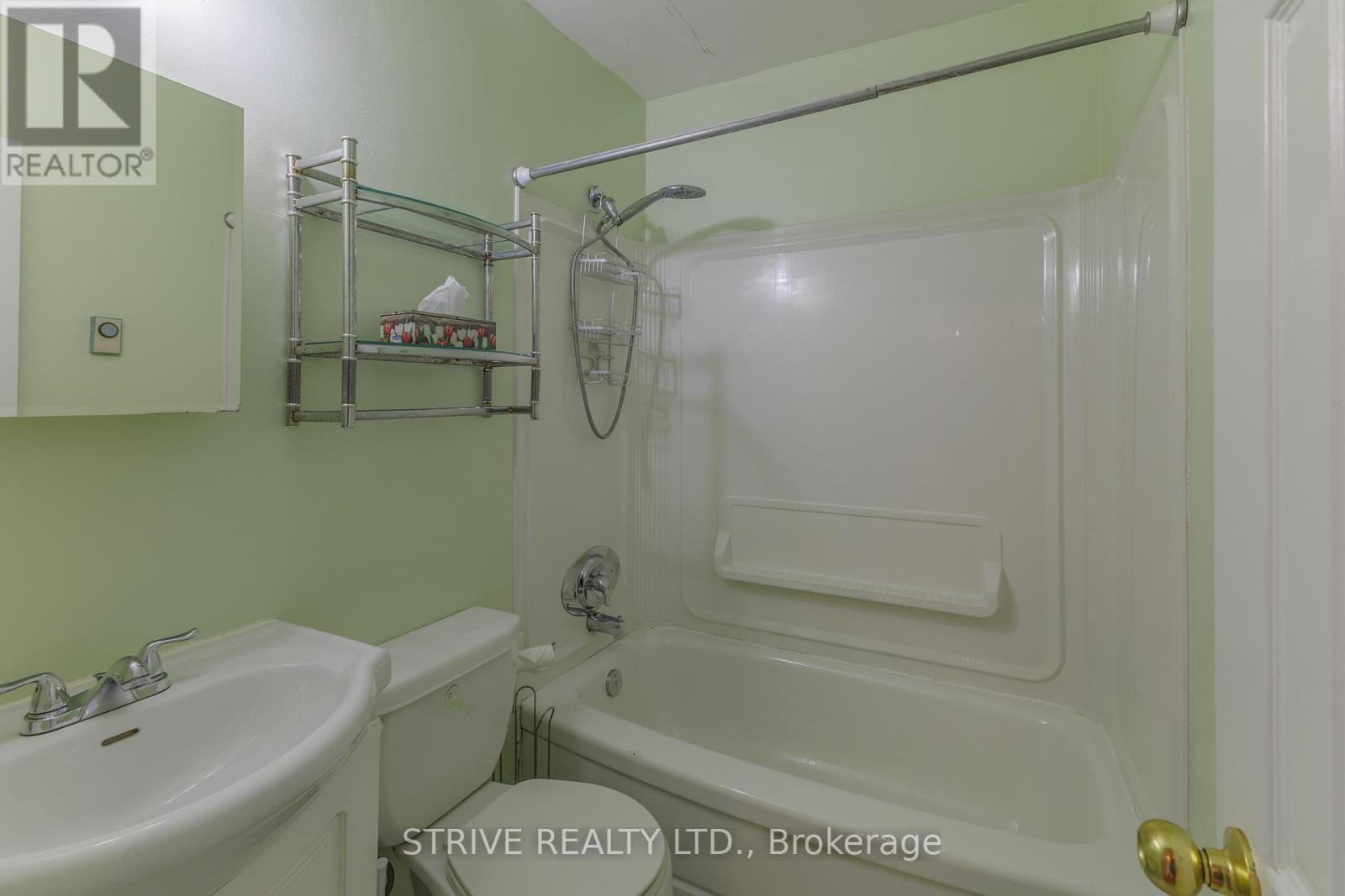 1 - 463 Bond Street E, Oshawa, Ontario  L1G 1B9 - Photo 13 - E13147500