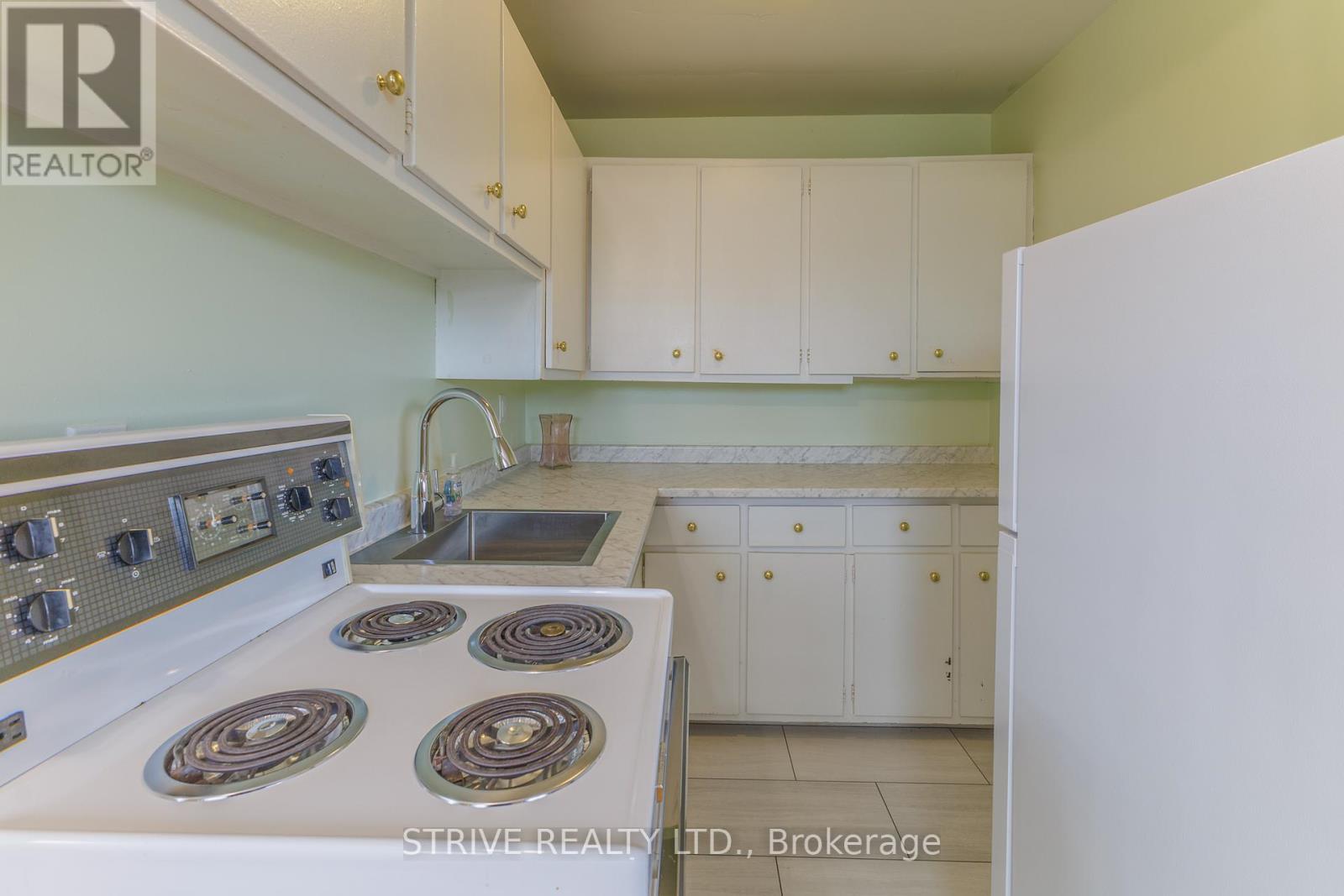 1 - 463 Bond Street E, Oshawa, Ontario  L1G 1B9 - Photo 14 - E13147500