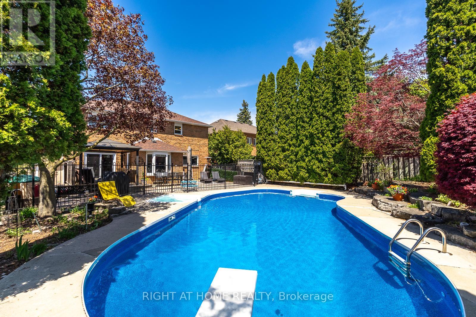 41 Christie Drive, Brampton, Ontario L6Z 3J6 - Photo 36 - W13146254