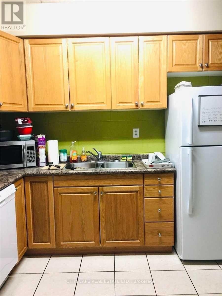 #104 - 253 Lester Street, Waterloo, Ontario  N2L 3W6 - Photo 2 - X13031346