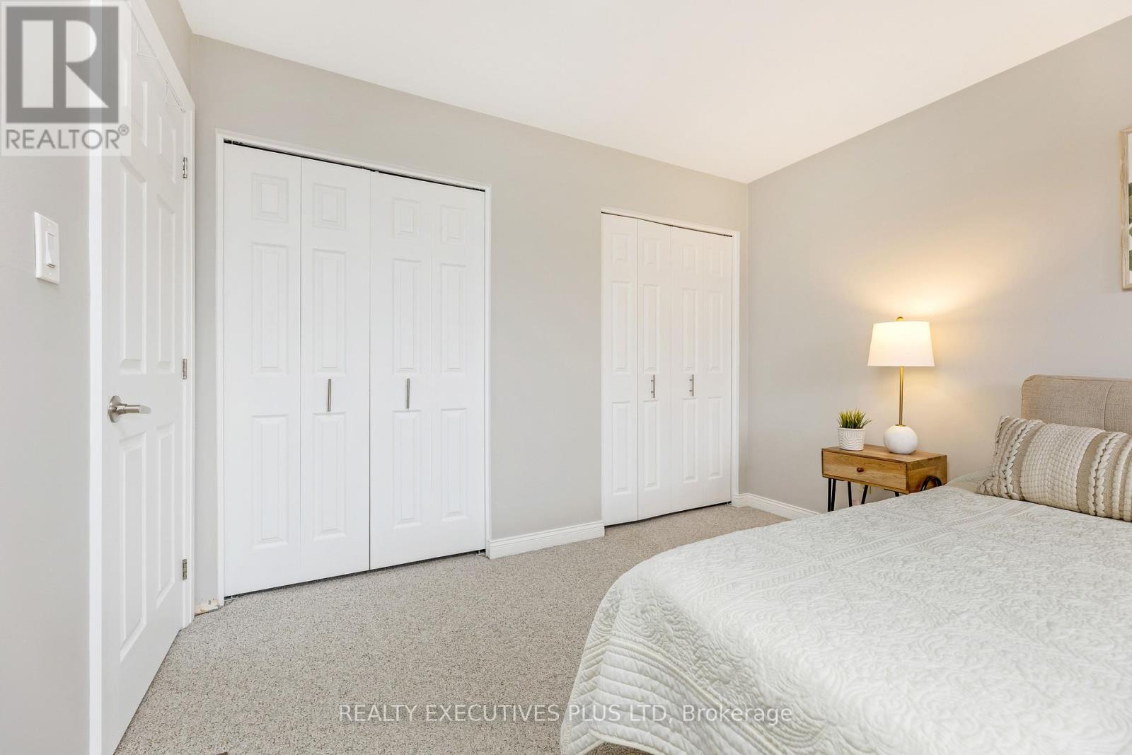 25 Graham Court, Whitby, Ontario  L1N 6E1 - Photo 12 - E13066884