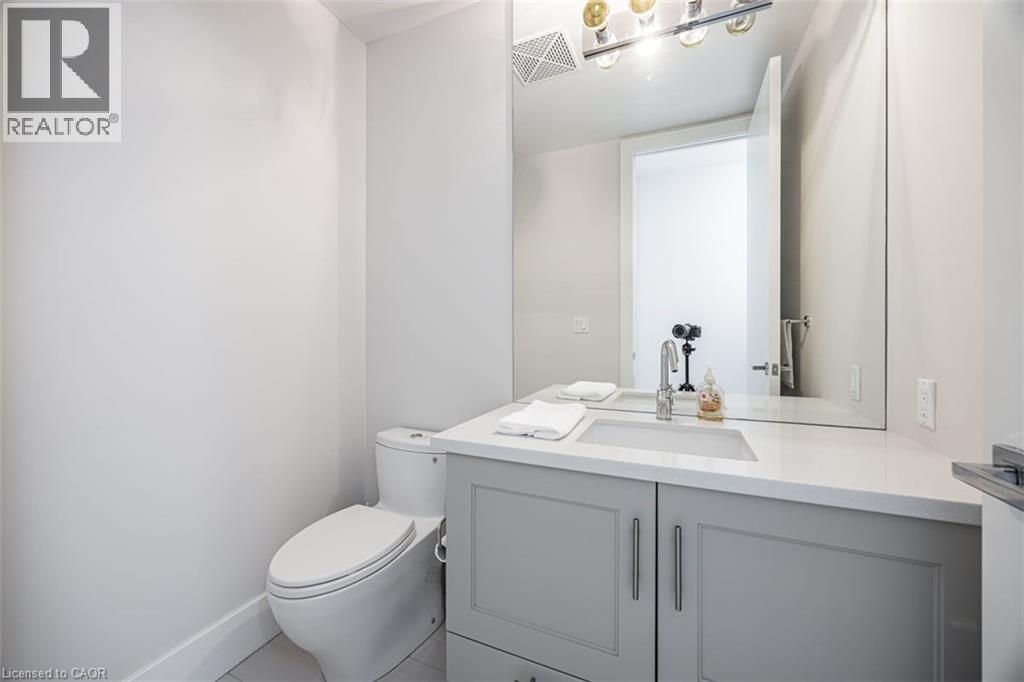 29 Queens Quay E Unit# 1008, Toronto, Ontario  M5E 0A4 - Photo 31 - 40831690