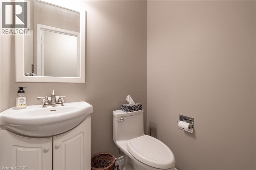 9 Golfview Crescent, Dundas, Ontario  L9H 6V7 - Photo 17 - 40831643