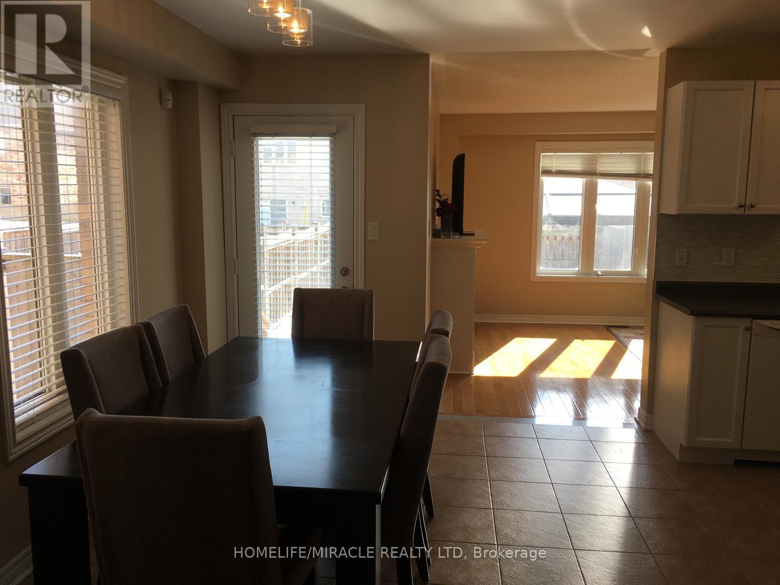 191 Petticoat Road, Vaughan, Ontario  L6A 0M1 - Photo 2 - N12924968