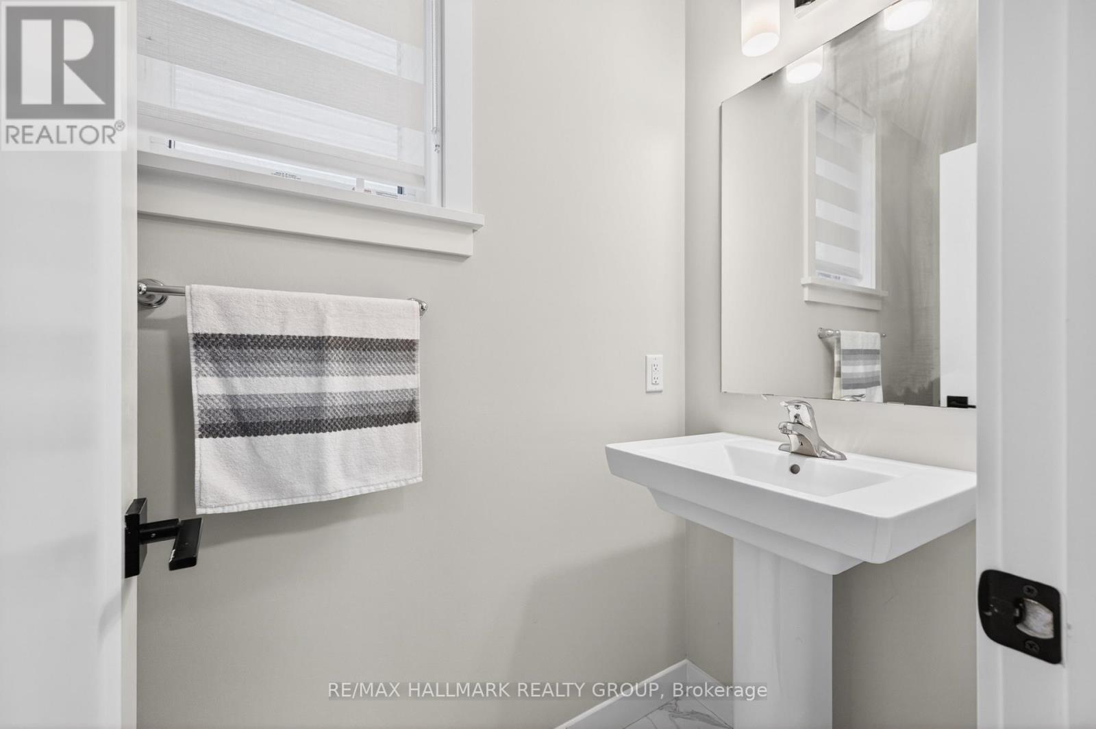 843 Sendero Way, Ottawa, Ontario  K2S 2W9 - Photo 6 - X13147434