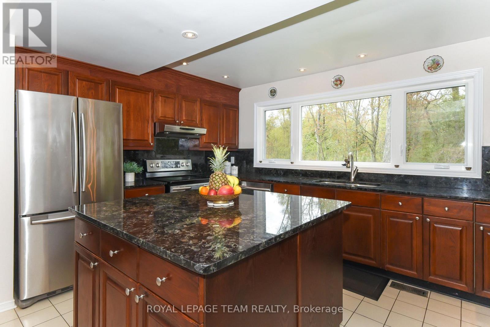 2711 Wyldewood Street, Ottawa, Ontario  K1T 2S1 - Photo 19 - X13147532