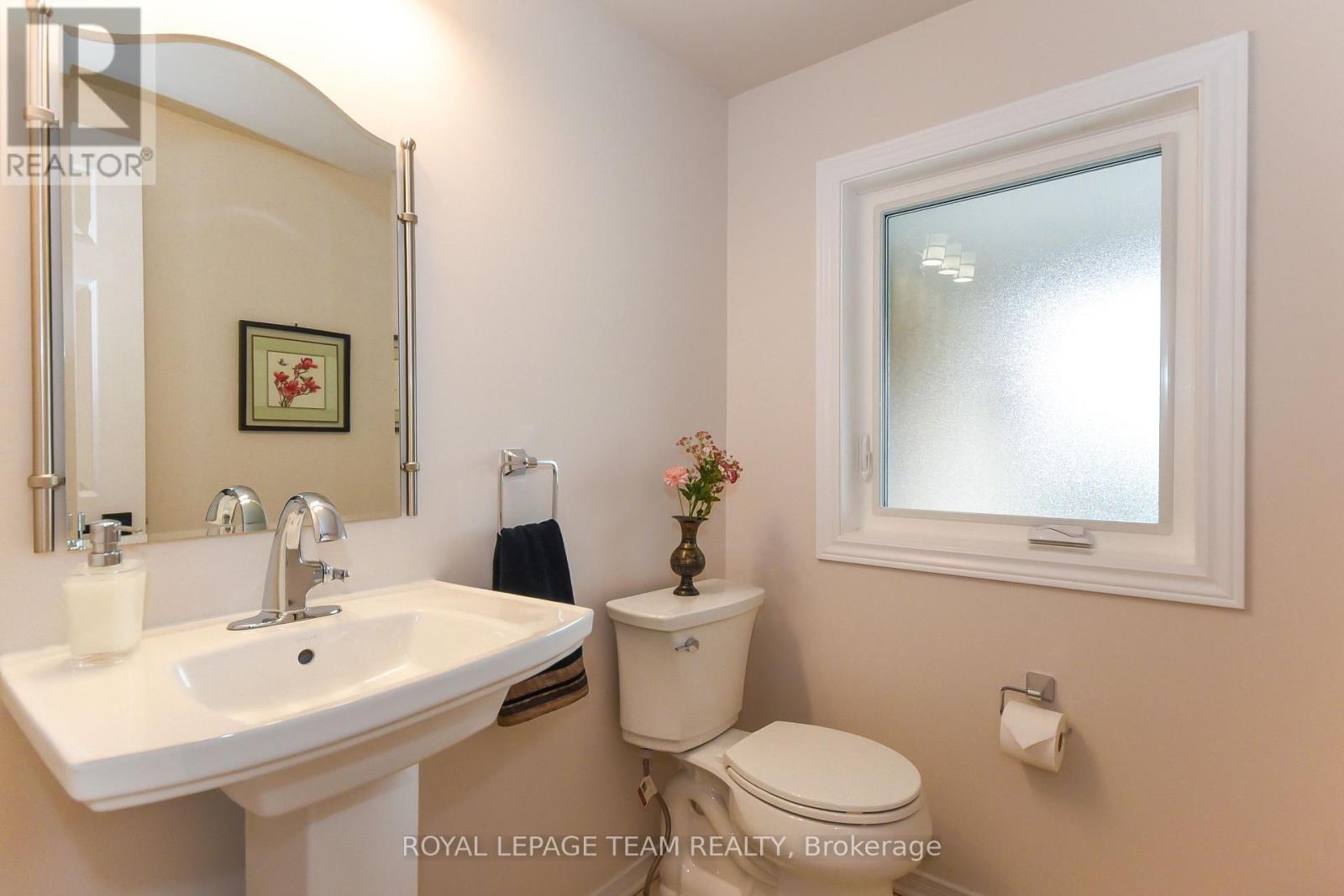2711 Wyldewood Street, Ottawa, Ontario  K1T 2S1 - Photo 8 - X13147532