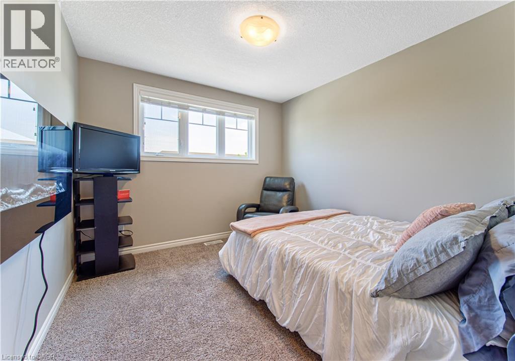132 Templewood Drive, Kitchener, Ontario  N2R 0H5 - Photo 22 - 40831628