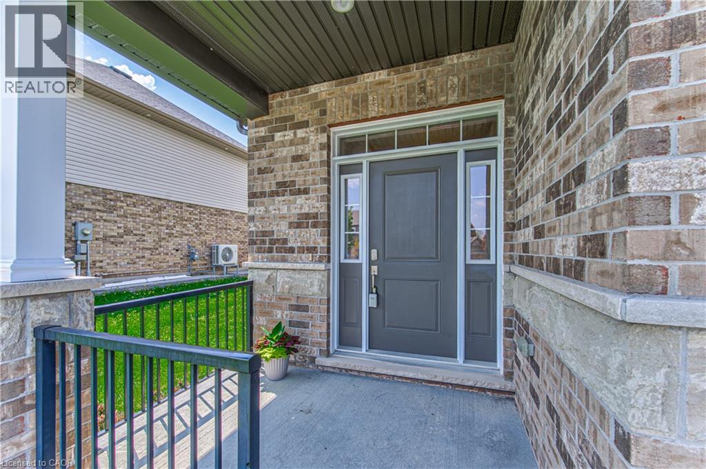 132 Templewood Drive, Kitchener, Ontario  N2R 0H5 - Photo 4 - 40831628