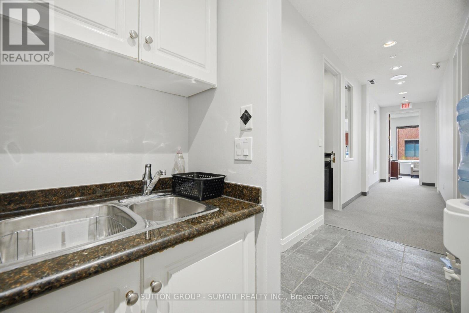 11 - 668 Millway Avenue, Vaughan, Ontario  L4K 4V2 - Photo 43 - N13147030