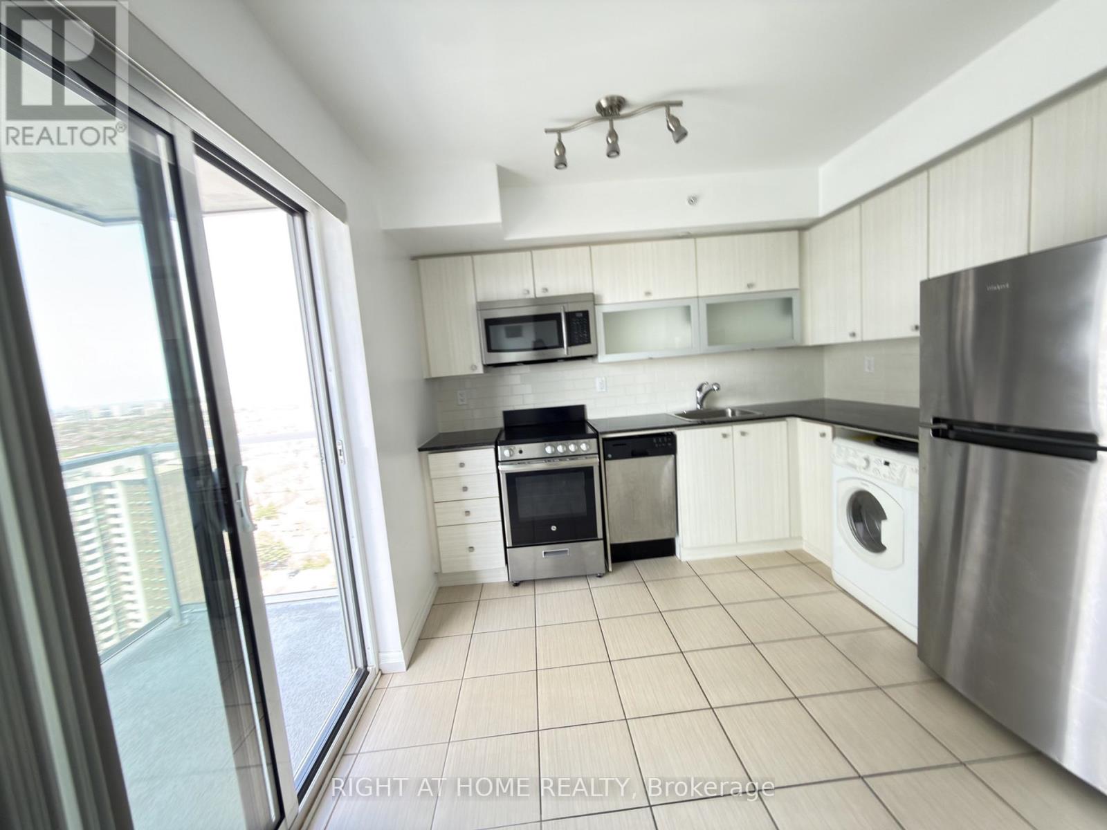 2803 - 275 Yorkland Road, Toronto, Ontario M2J 0B4 - Photo 11 - C13147422