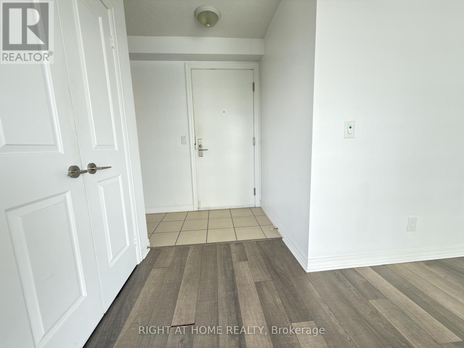 2803 - 275 Yorkland Road, Toronto, Ontario M2J 0B4 - Photo 4 - C13147422