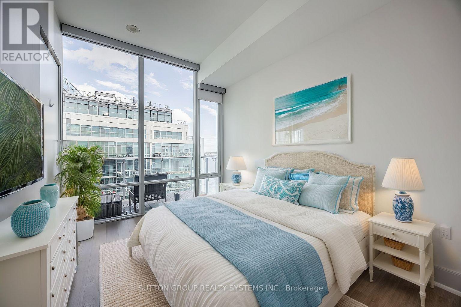 1008 - 29 Queens Quay E, Toronto, Ontario  M5E 0A4 - Photo 24 - C13147450