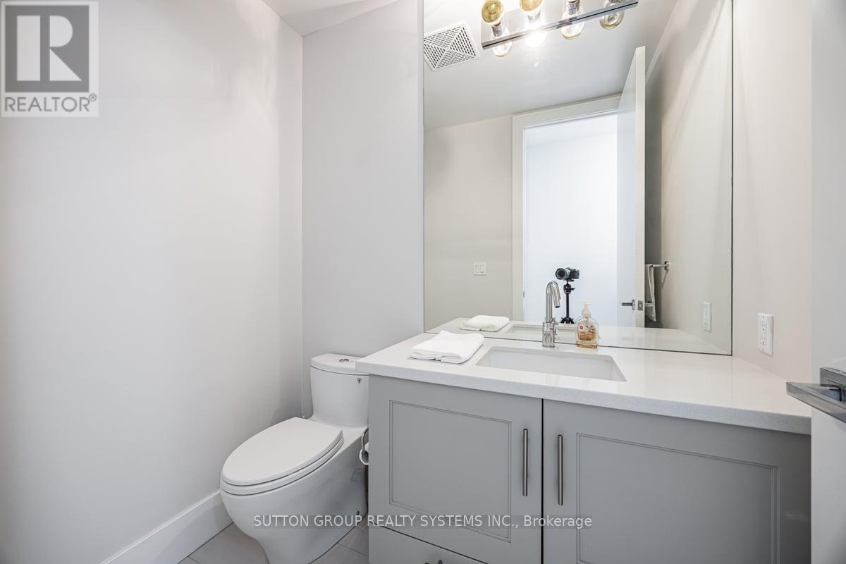 1008 - 29 Queens Quay E, Toronto, Ontario  M5E 0A4 - Photo 31 - C13147450